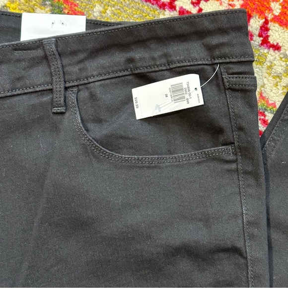 👖Old Navy Black Jeans NWT 28W Regular Mid-Rise Kicker Boot-Cut - Picture 12 of 12